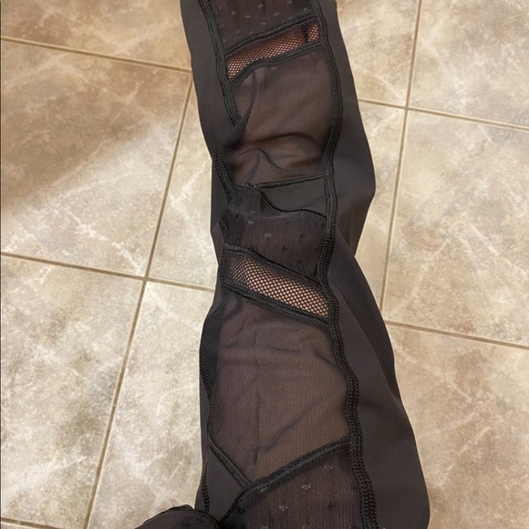 Lululemon Just Breathe Pant Black - Picture 5 of 10